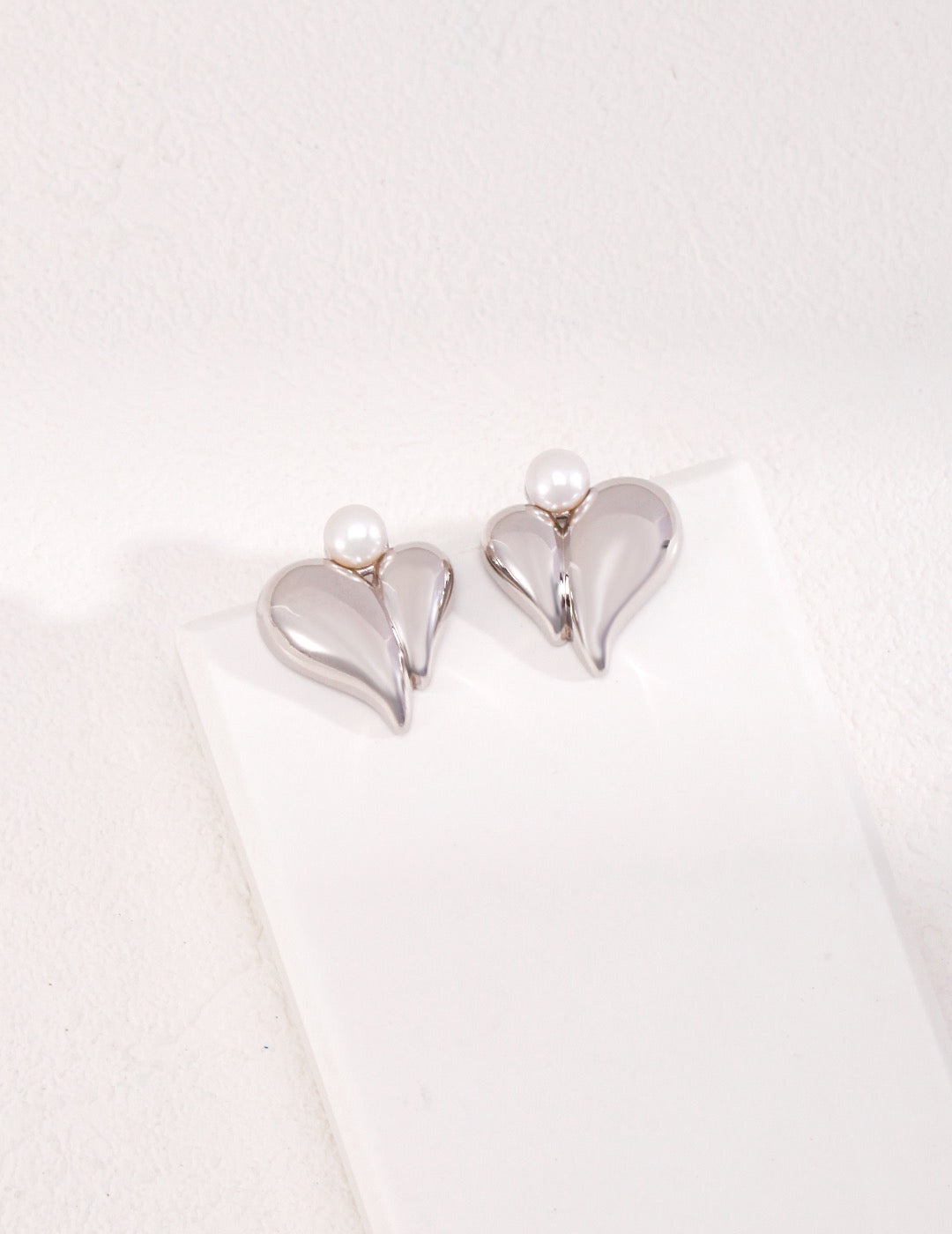 Silver Pearl Earrings - Heart