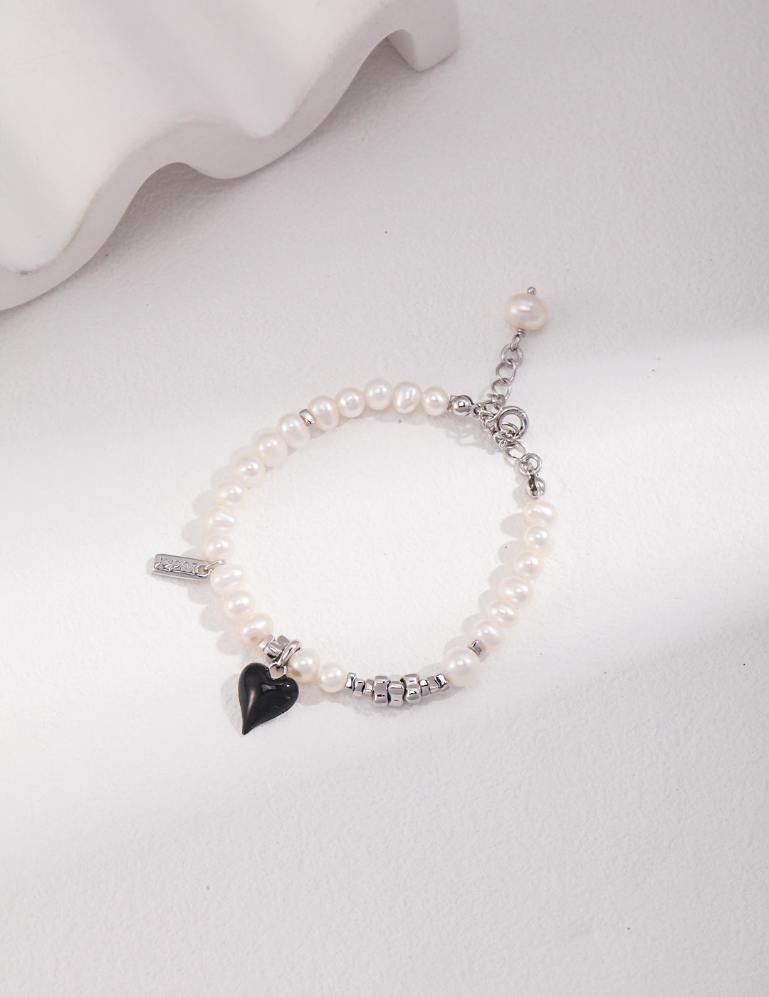 Sterling Silver Heart-shaped Drip Glaze Pearl Bracelet