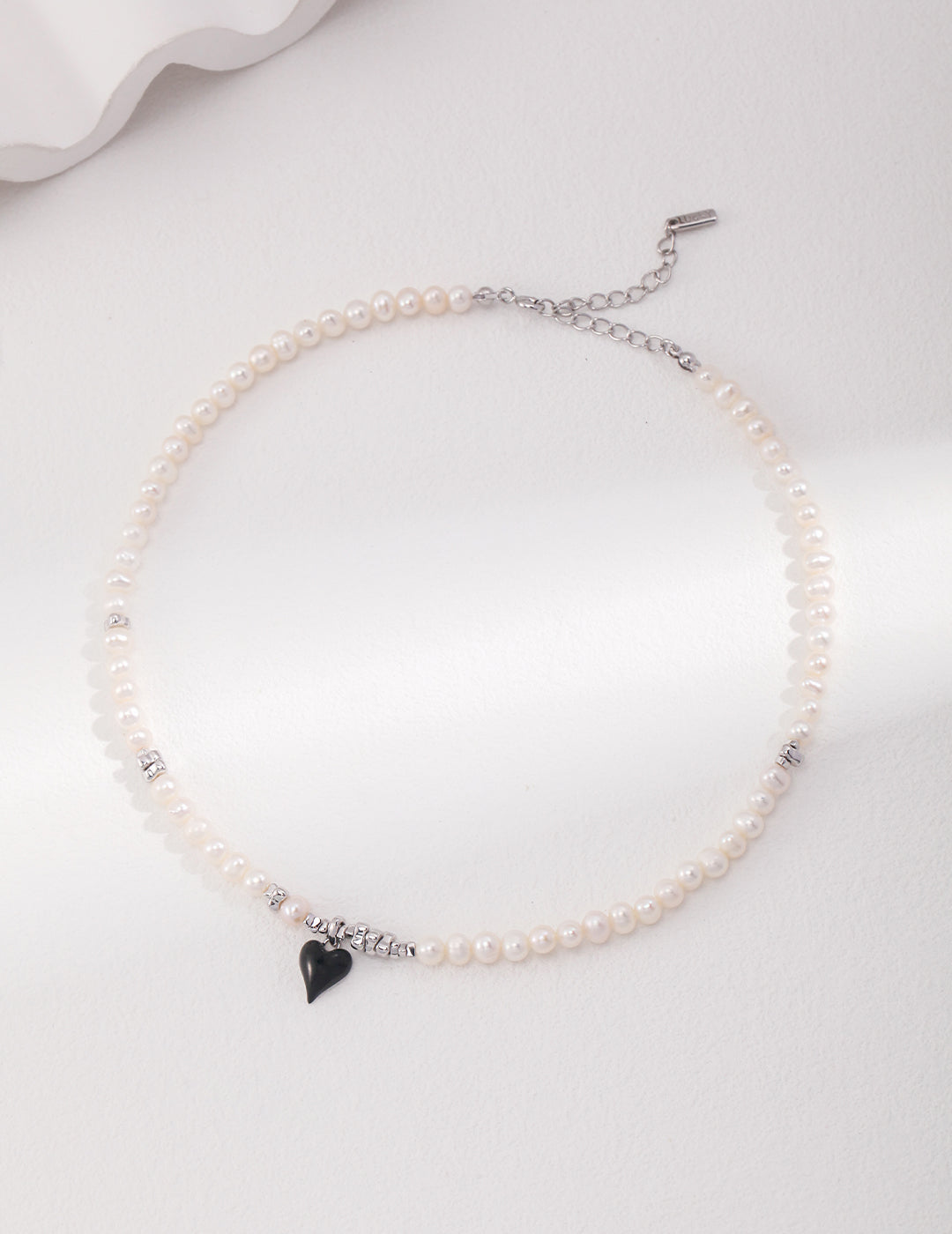 Sterling Silver Heart-shaped Drip Glaze Pearl Necklace